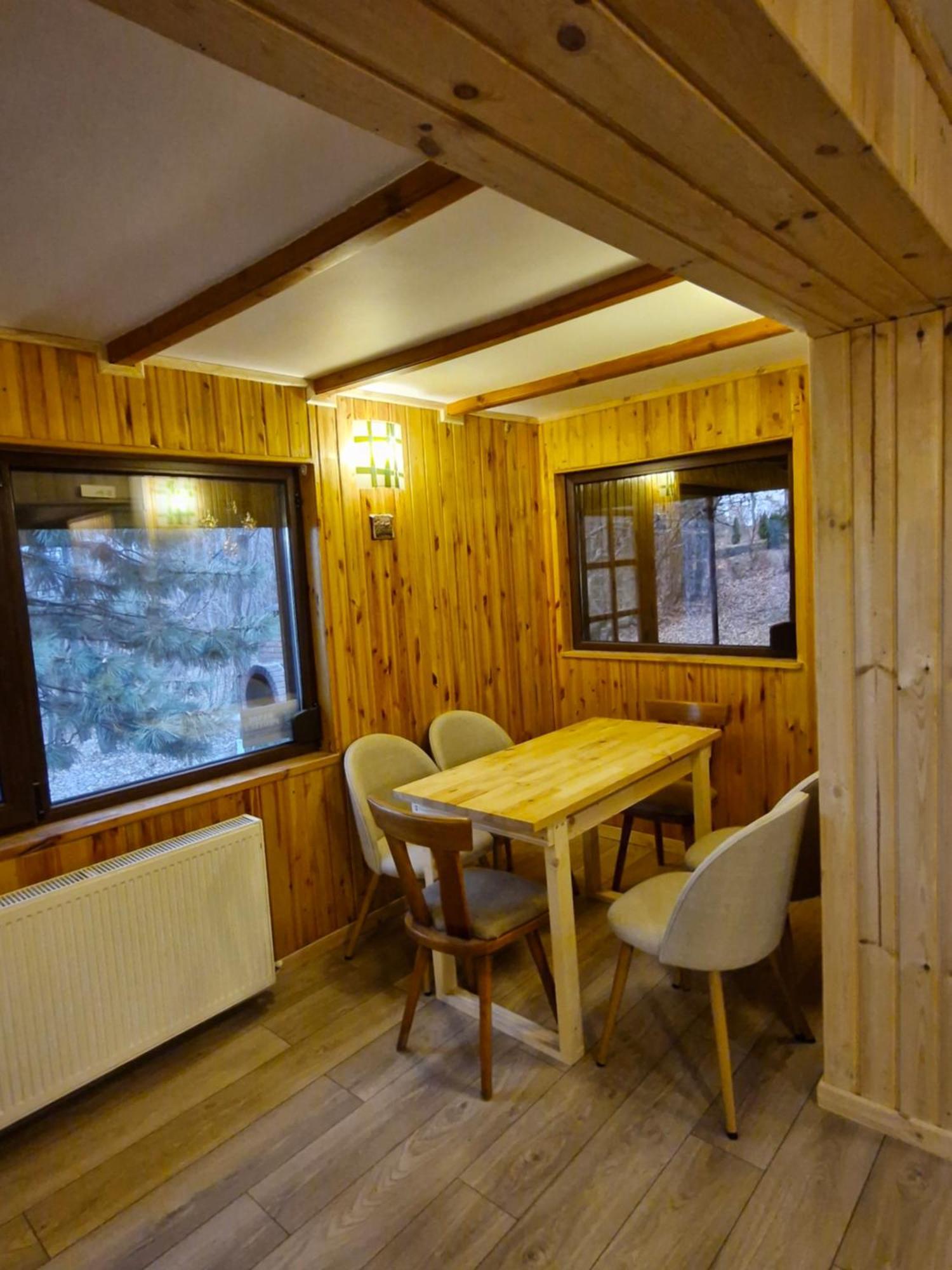 Cabana Din Padurea Valeni Vălenii de Munte Exterior foto
